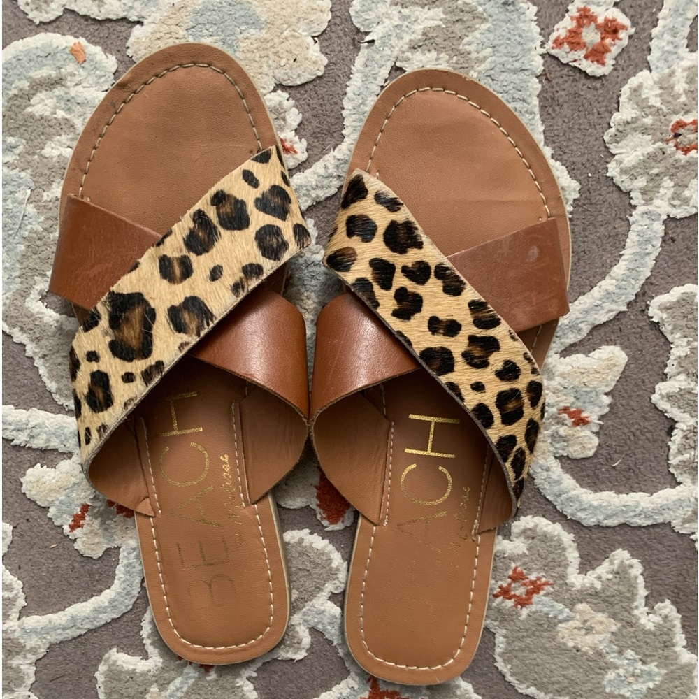 Leather and cow hide adorable sandals
